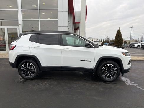 Used 2023 Jeep Compass Limited image 8