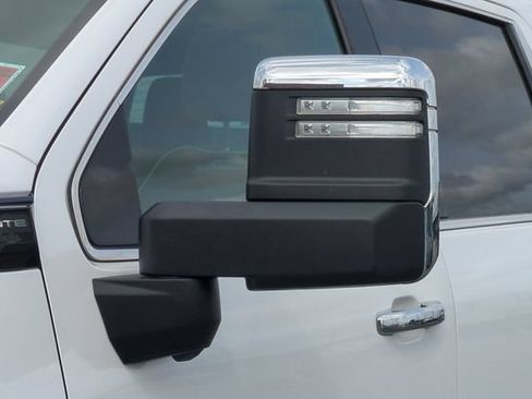 Used 2025 GMC Sierra 2500 Denali Ultimate AWD/4WD image 54