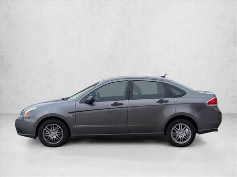 Used 2011 Ford Focus SE image 8