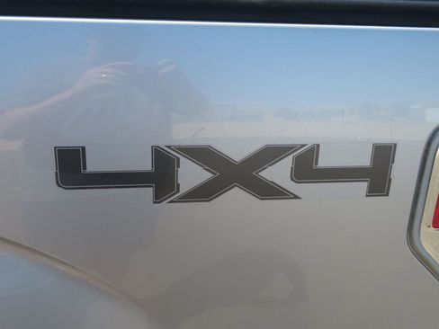 Used 2014 Ford F150 XLT w/ Equipment Group 302A Luxury image 14