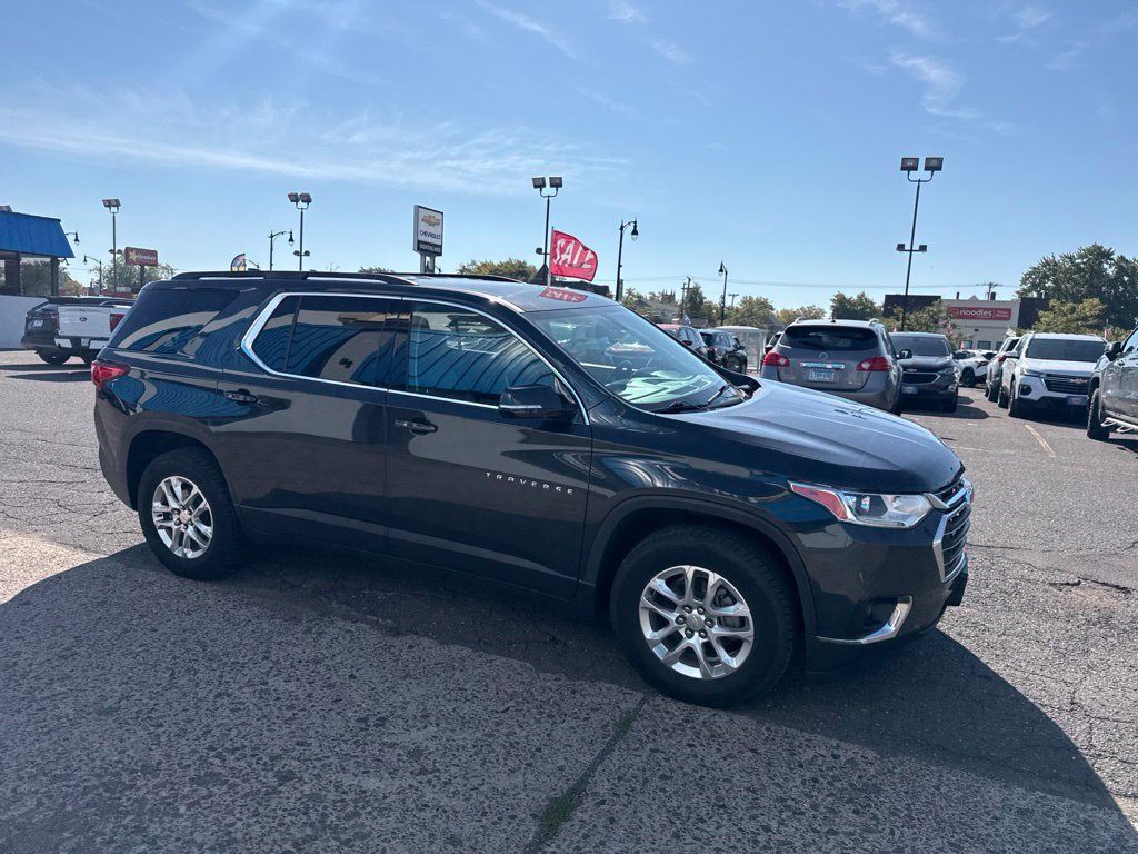 Used 2020 Chevrolet Traverse LT FWD image 6