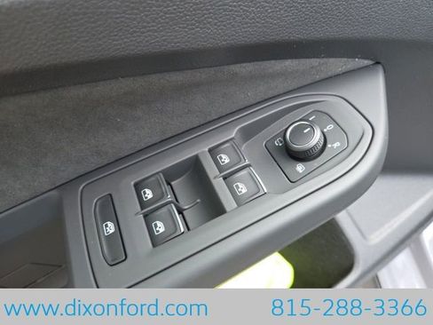 New 2025 Volkswagen GTI SE image 16