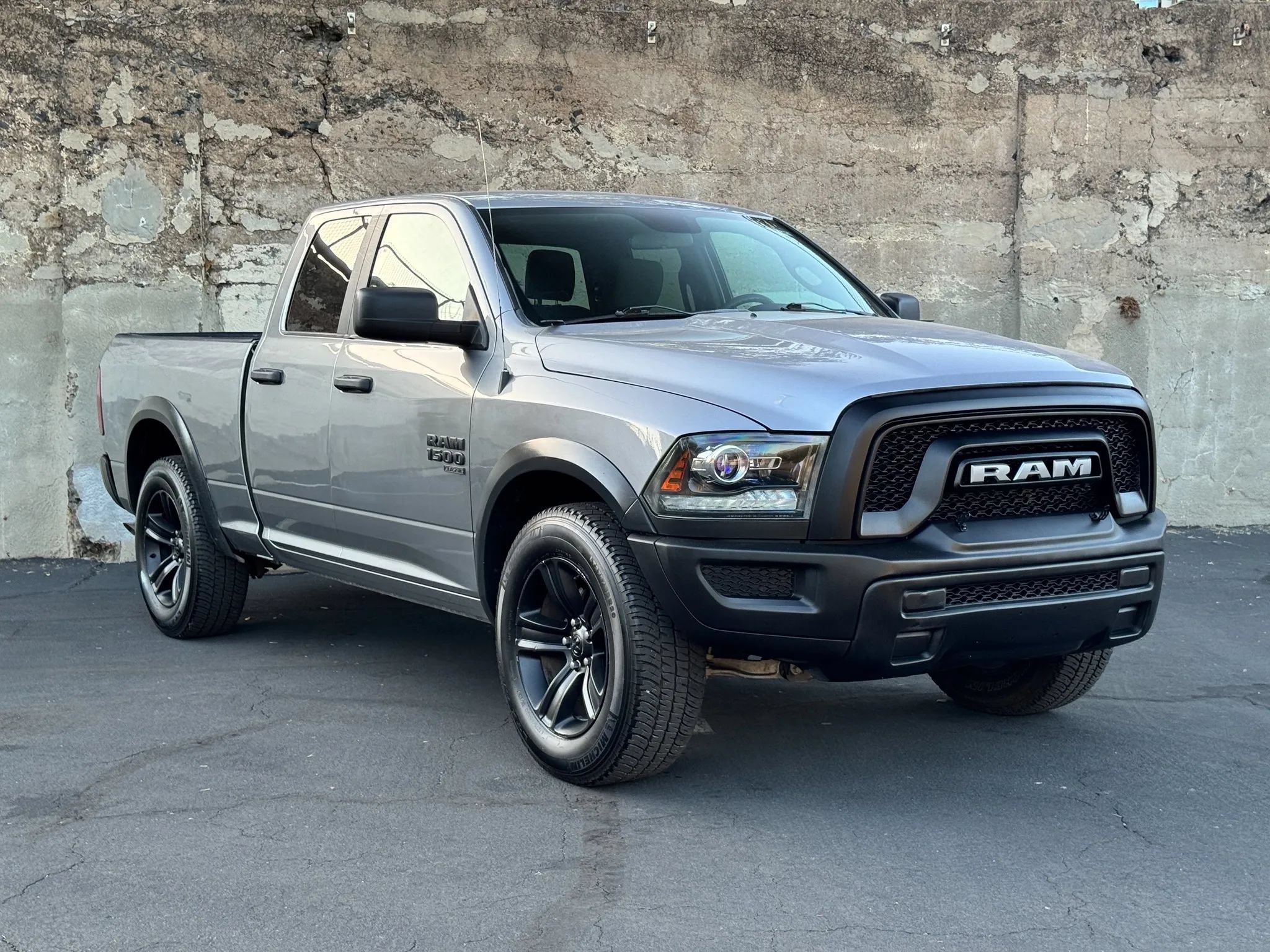 Used 2022 RAM 1500 Warlock AWD/4WD image 2