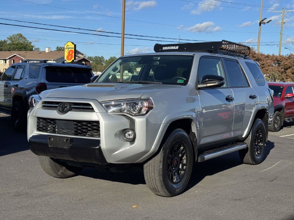 Used 2021 Toyota 4Runner Venture w/ Moonroof Package AWD/4WD image 25