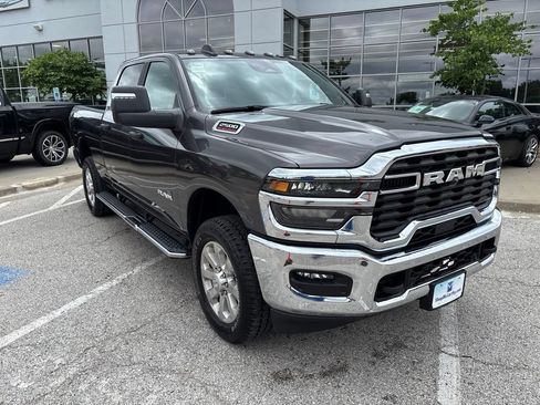 Used 2026 RAM 2500 Big Horn AWD/4WD image 7