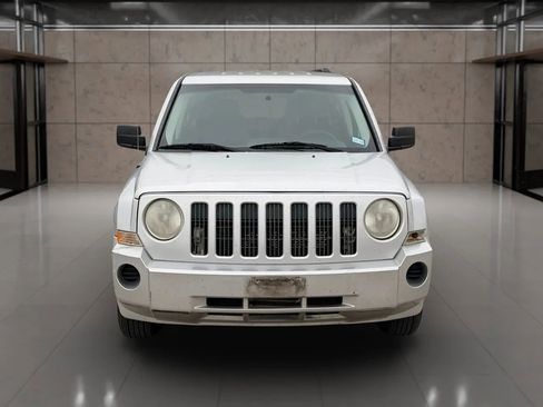 Used 2008 Jeep Patriot Sport FWD image 3
