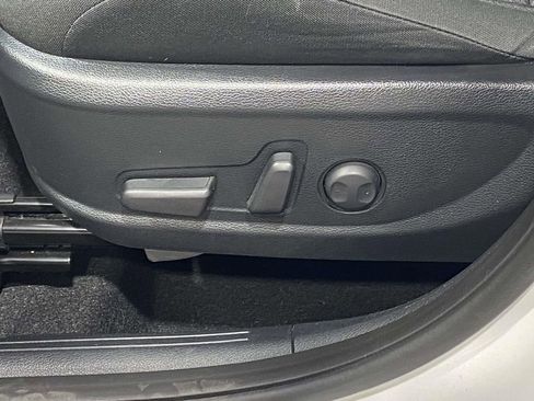 Used 2023 Kia Soul S FWD image 16