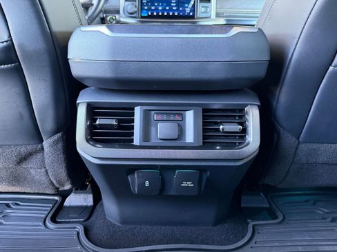 Used 2022 Ford F150 Platinum w/ Equipment Group 701A High image 25