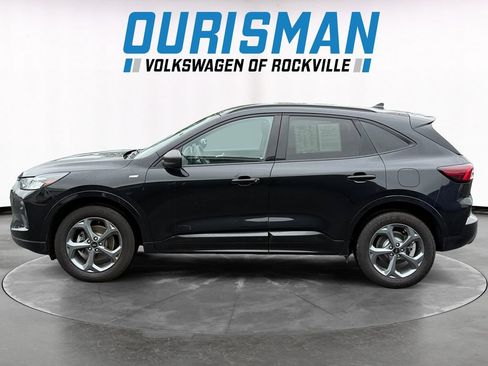 Used 2023 Ford Escape ST-Line AWD/4WD image 3