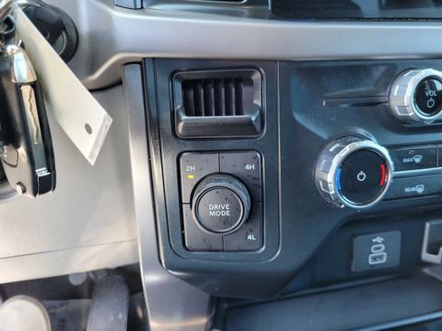 Used 2025 Ford F150 XLT w/ Equipment Group 301A Standard AWD/4WD image 25