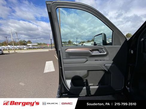 New 2026 GMC Sierra 2500 Denali w/ Denali Reserve Package image 25