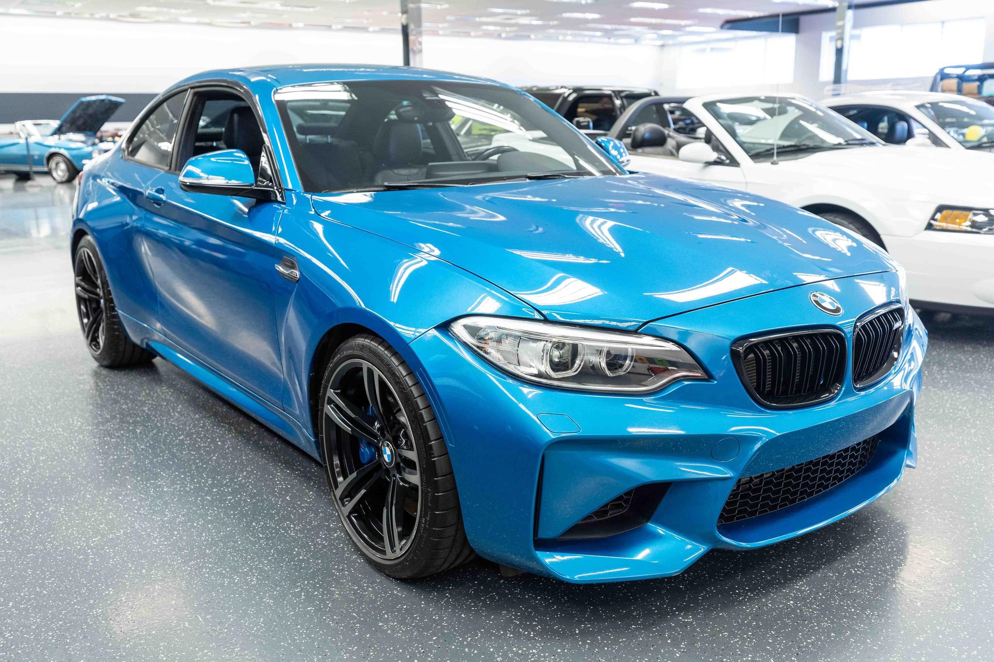 Used 2017 BMW M2 RWD image 3