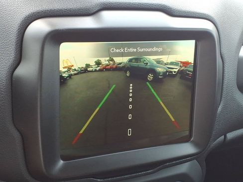 Used 2023 Jeep Renegade Trailhawk AWD/4WD image 15