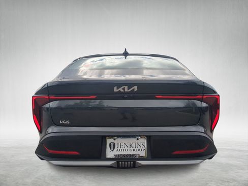 New 2025 Kia K4 LXS image 4