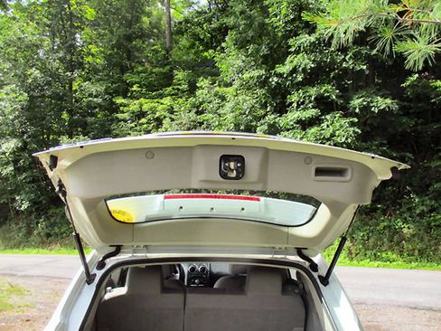 Used 2011 Nissan Rogue S AWD/4WD image 9