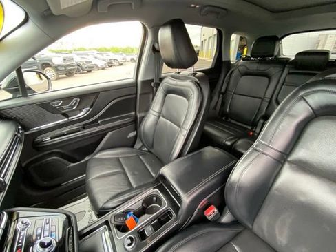 Used 2022 Lincoln Corsair AWD w/ Premium Package image 14