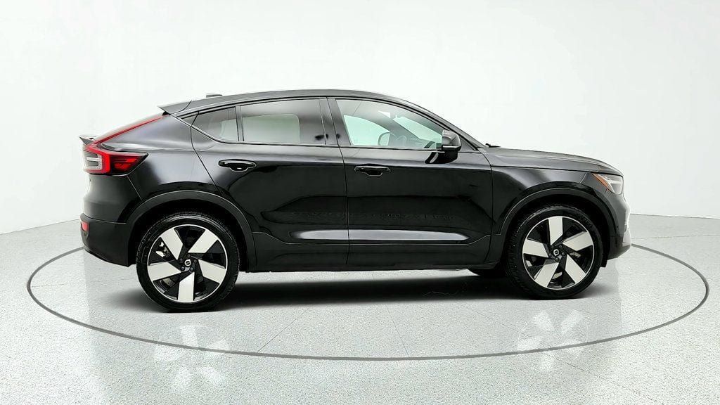 Used 2023 Volvo C40 P8 Recharge Plus w/ Climate Package AWD/4WD image 4