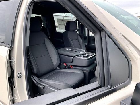 New 2026 Chevrolet Silverado 2500 Custom w/ Custom Value Package image 29