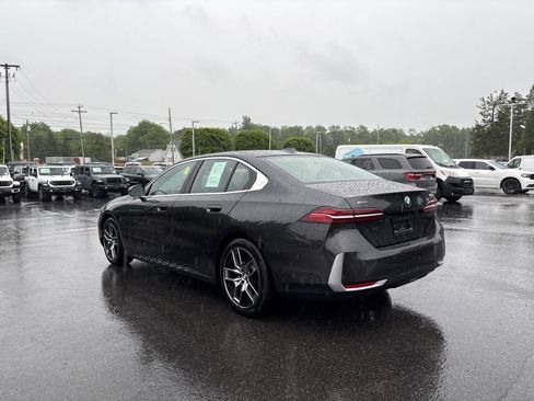 Used 2026 BMW 530i xDrive AWD/4WD image 6