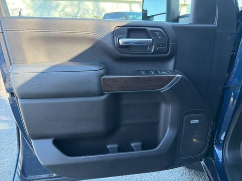 Used 2020 GMC Sierra 2500 Denali w/ Technology Package image 12