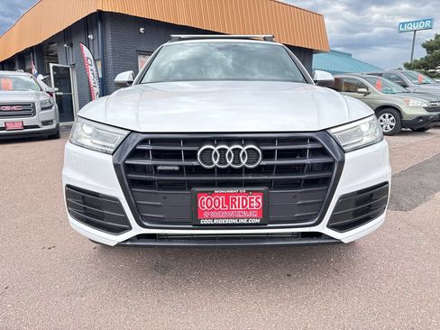 Used 2020 Audi Q5 2.0T Premium w/ Titanium Sport Package AWD/4WD image 9