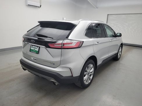 Used 2019 Ford Edge Titanium AWD/4WD image 9