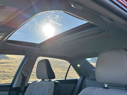 Used 2016 Toyota Camry XSE image 27