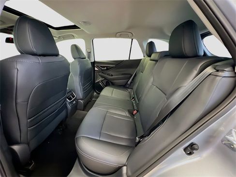 New 2025 Subaru Outback Limited image 27