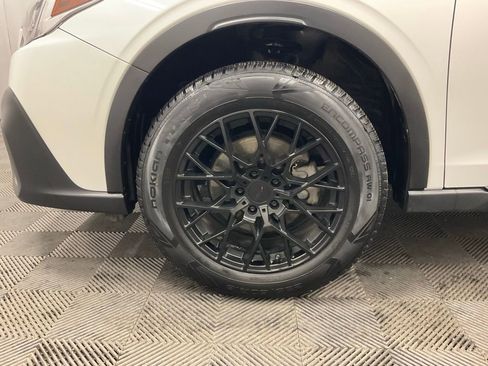 Used 2022 Subaru Outback Touring image 15