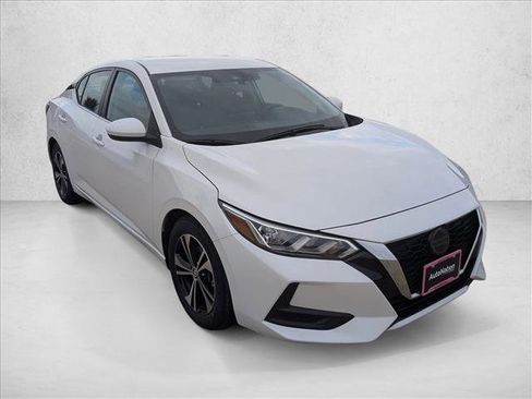 Used 2023 Nissan Sentra SV image 3