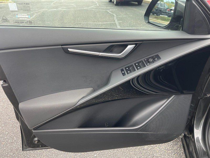 Used 2023 Kia Niro Wind w/ Wind Preserve Package FWD image 22