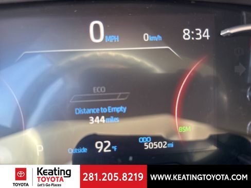 Used 2025 Toyota RAV4 XLE FWD image 15