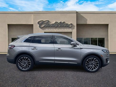 Used 2019 Lincoln Nautilus Reserve image 2