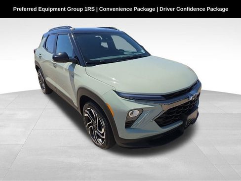 Used 2024 Chevrolet TrailBlazer RS w/ Convenience Package AWD/4WD image 1