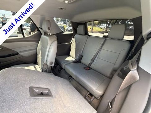 Used 2018 Chevrolet Traverse LT AWD/4WD image 15