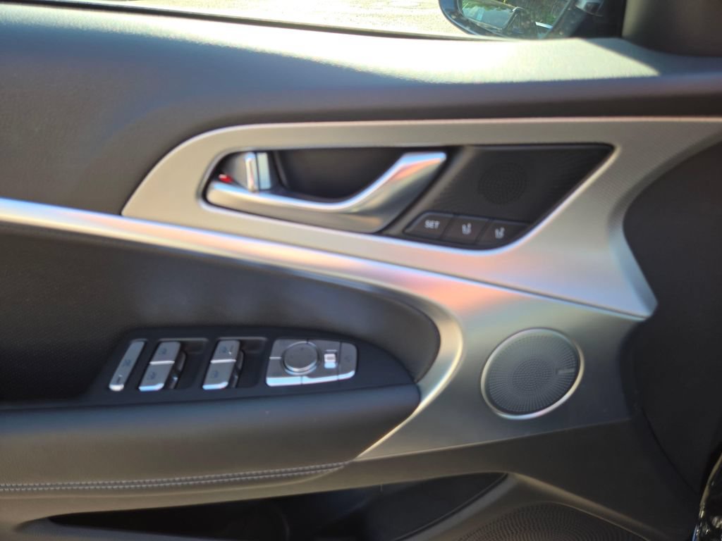 Used 2026 Genesis G70 2.5T Prestige AWD/4WD image 23