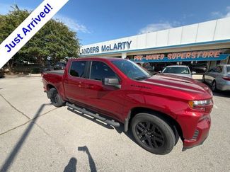 Used 2022 Chevrolet Silverado 1500 RST w/ LPO, Blackout Package AWD/4WD video 1