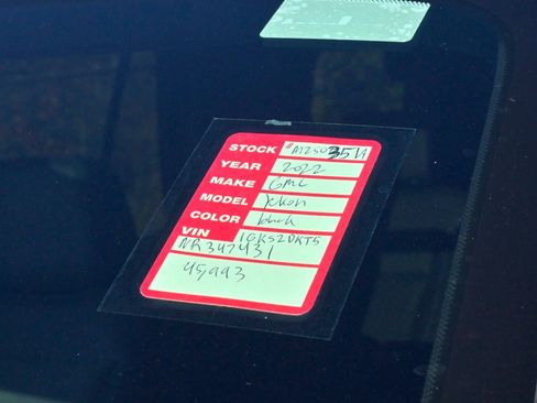 Certified 2022 GMC Yukon Denali image 38