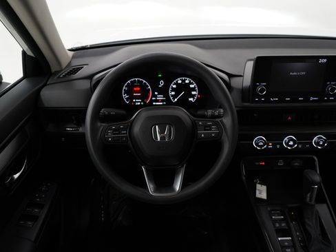 Used 2023 Honda CR-V LX image 15