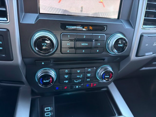 Used 2018 Ford F150 Lariat w/ Equipment Group 502A Luxury AWD/4WD image 21