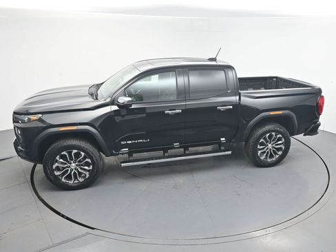 New 2026 GMC Canyon Denali image 28