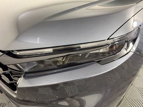 Used 2025 Honda CR-V Sport-L image 11