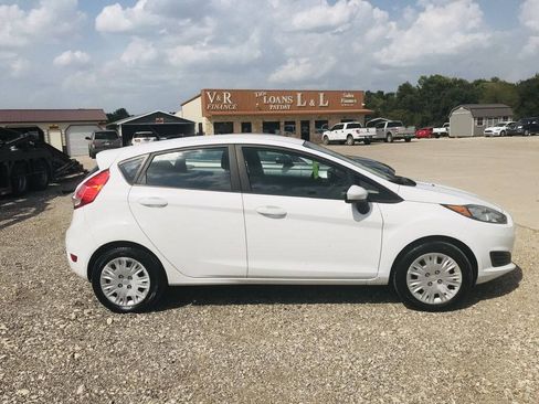 Used 2016 Ford Fiesta S FWD image 1