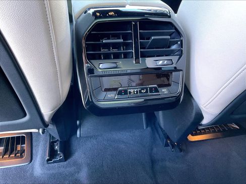 Used 2025 BMW iX xDrive50 w/ Convenience Package image 36