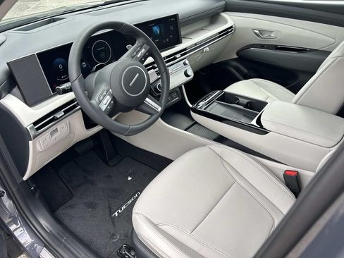 New 2026 Hyundai Tucson Limited FWD image 15