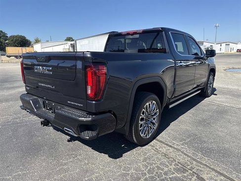 Used 2024 GMC Sierra 1500 Denali Ultimate image 4