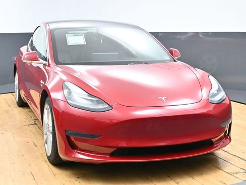 Used 2018 Tesla Model 3 Performance image 52