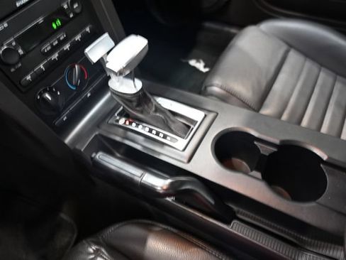 Used 2005 Ford Mustang GT Premium RWD image 17