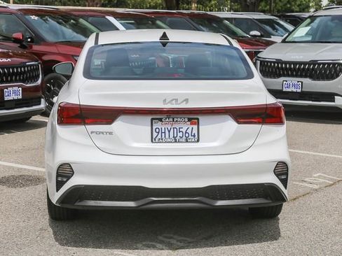 Used 2023 Kia Forte LXS FWD image 8