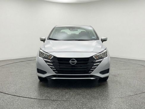 Used 2025 Nissan Versa SV FWD image 2